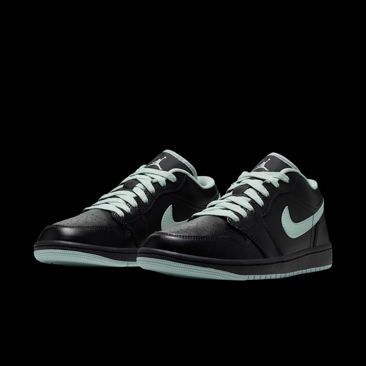 Air Jordan 1 Low 'Black & Pistachio Frost' DC0774-008