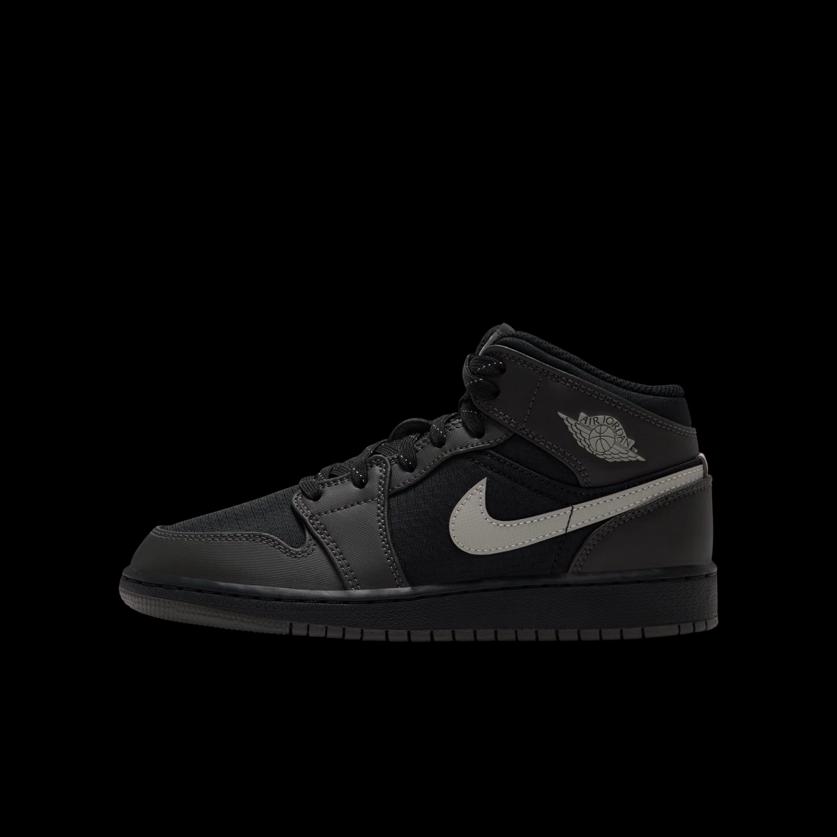 Air Jordan 1 Mid Utility 'Black' IX6987-001