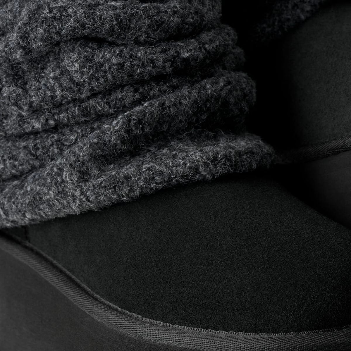 UGG® Classic Mini Dipper Legwarmer Boot 'Black' 1178990-BLK
