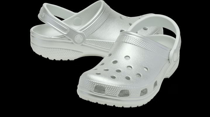 Crocs Classic Tinted Metallic Clogs 'Silver' 214067-040