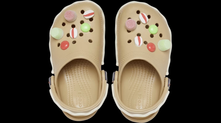 Crocs Toddlers Classic Gingerbread Clogs 'Beige' 214061-205