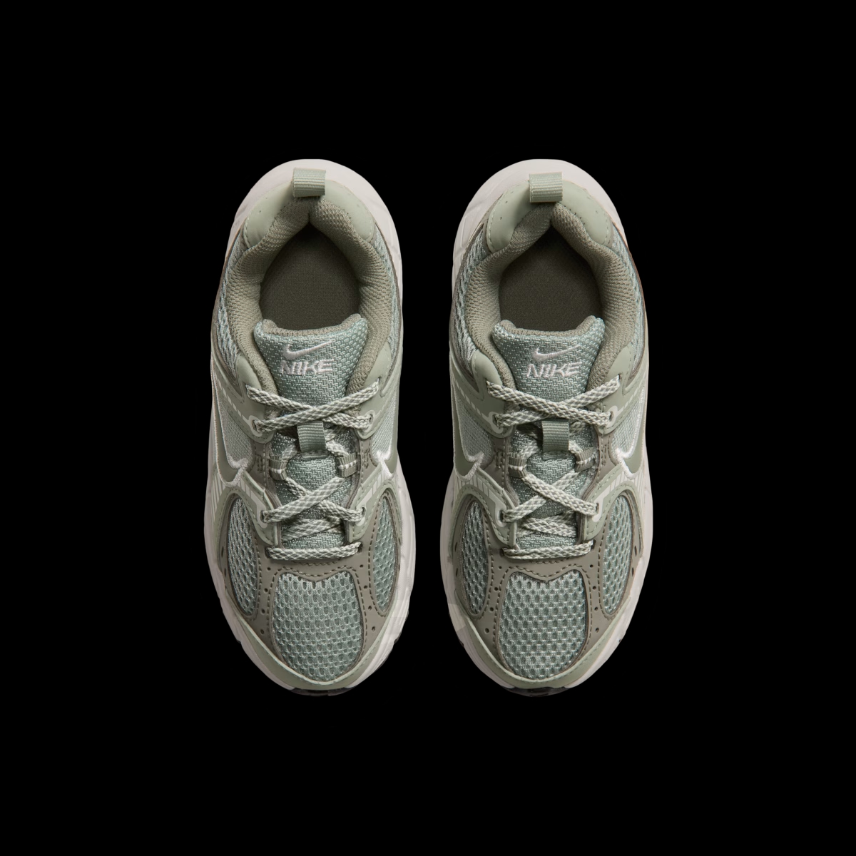 Nike V5 RNR 'Green' IX7953-370
