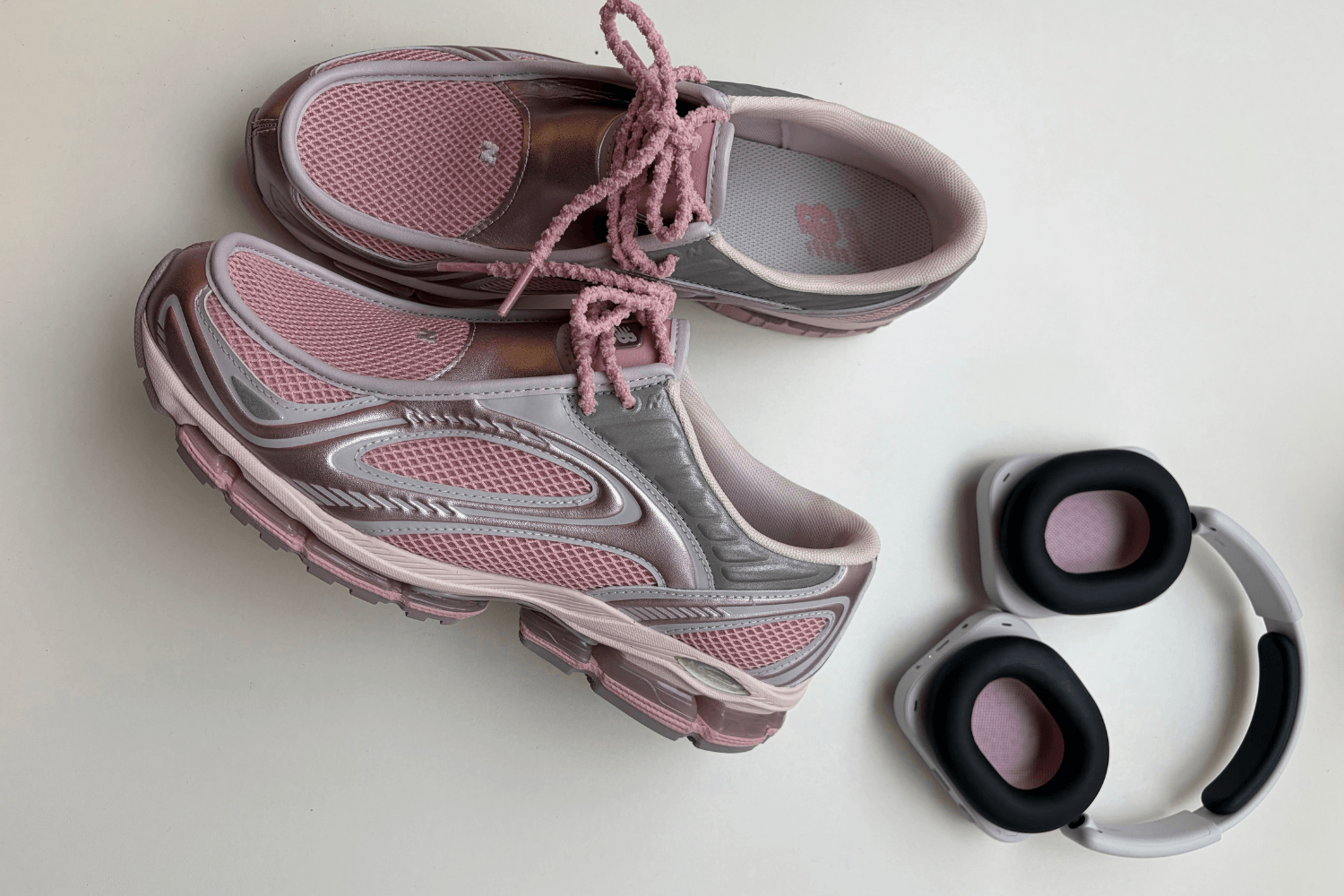New Balance 1890A erscheint in Pink Granite und Pink Chalk