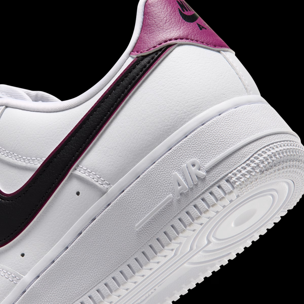Nike Wmns Air Force 1 '07 Essential 'White & True Berry' IO4226-107