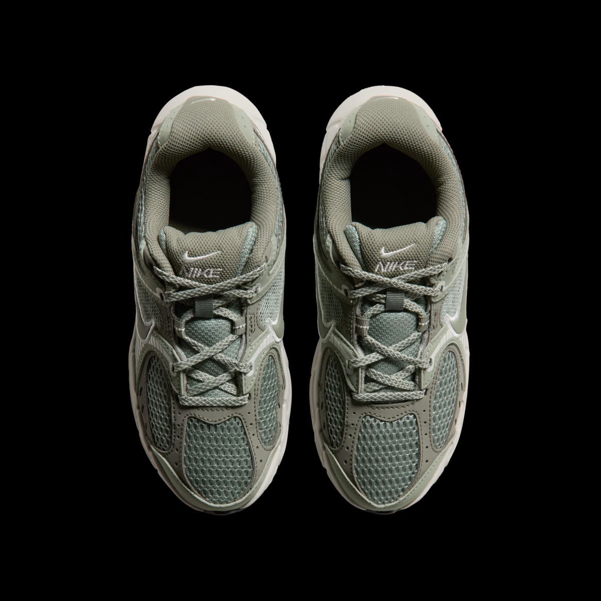 Nike V5 RNR 'Green' IX7952-370