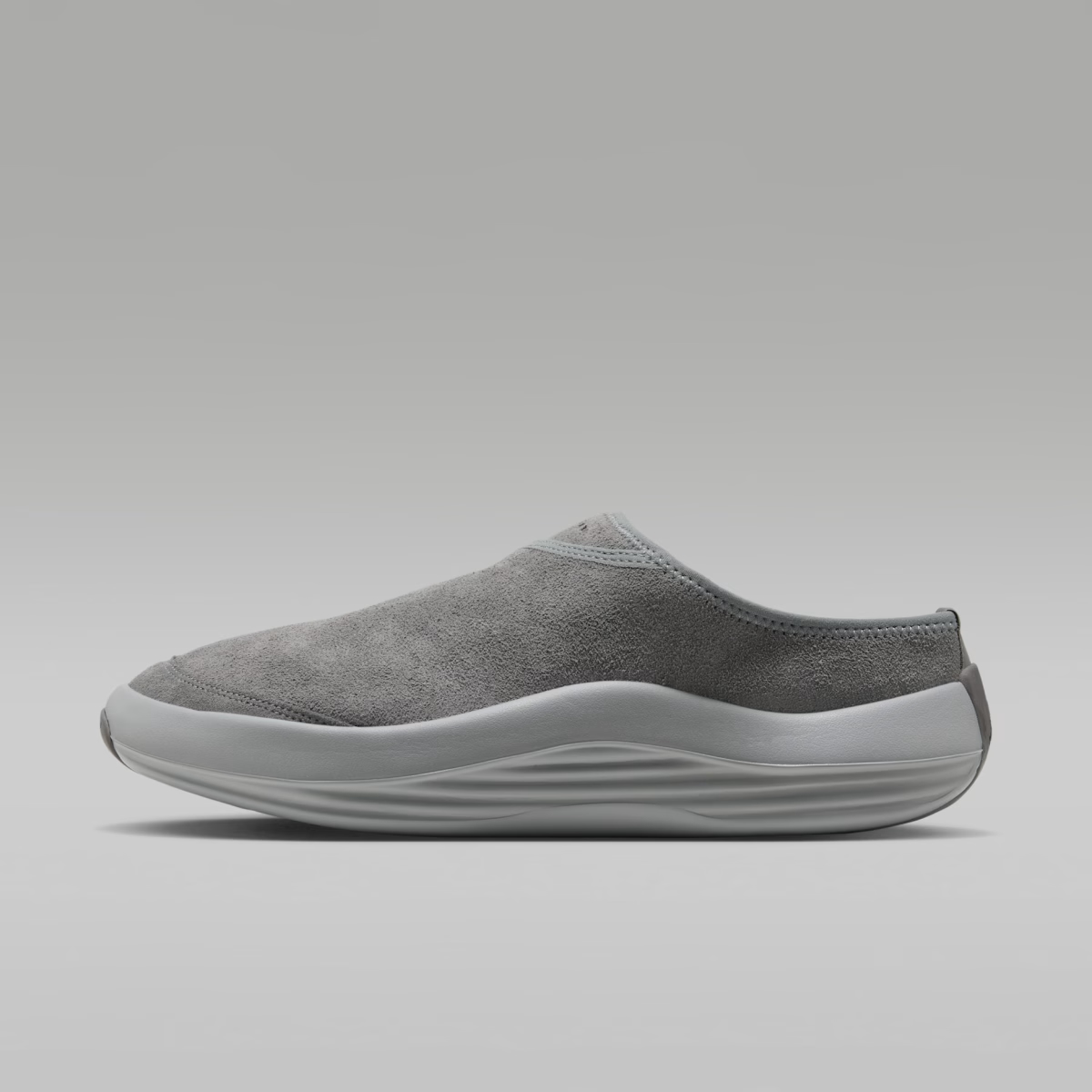 Air Jordan Future Mule 'Smoke Grey & University Red' HV5073-004