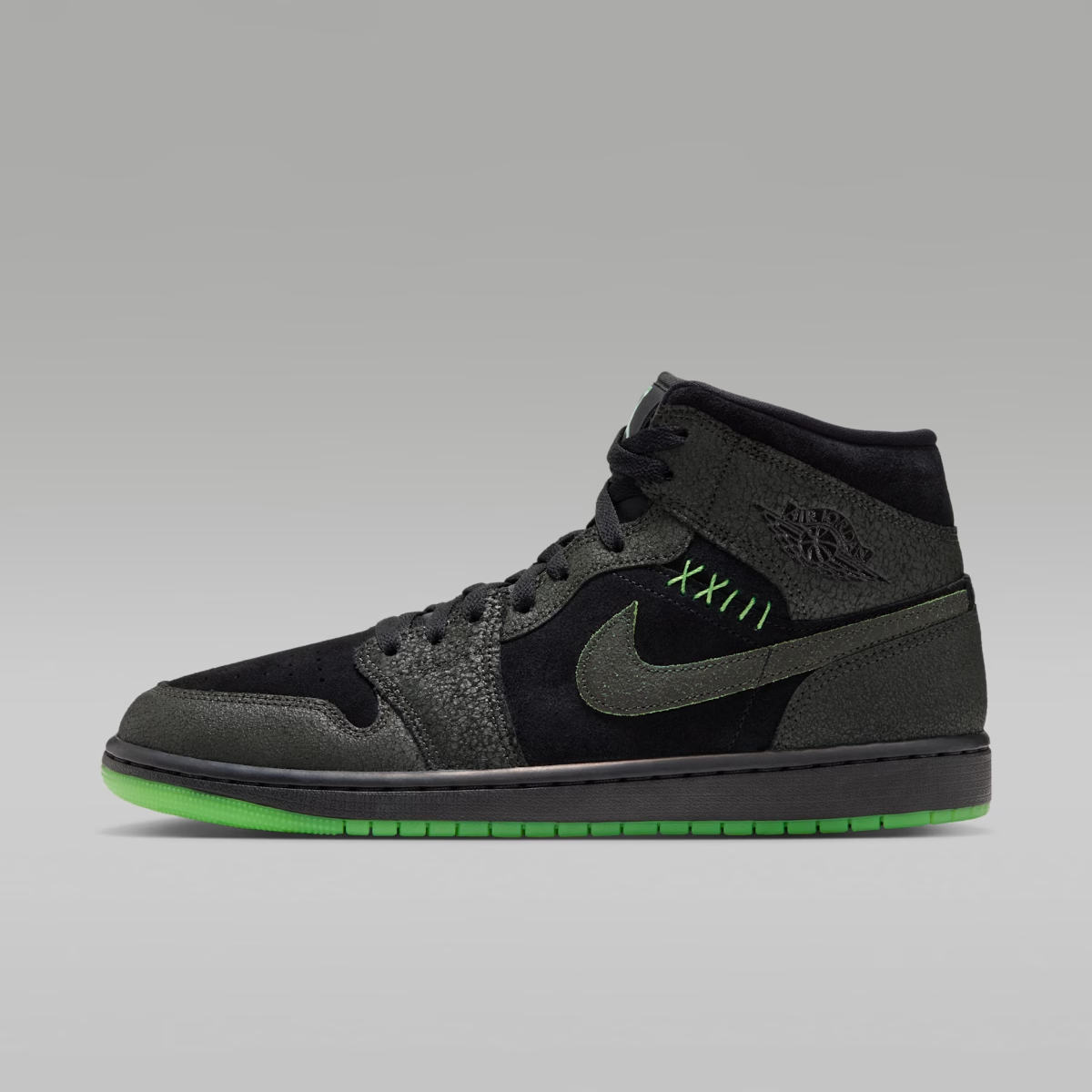 Air Jordan 1 Mid SE 'Black & Scream Green' IQ5492-001