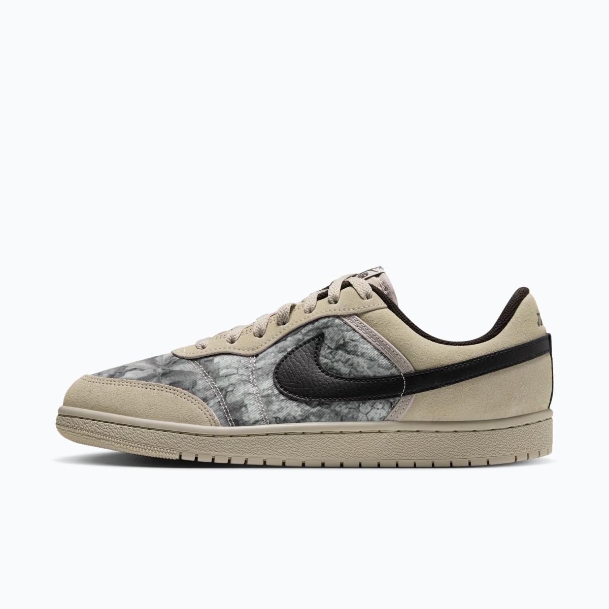 Air Jordan Skyline Low 'Realtree' JA9066-200