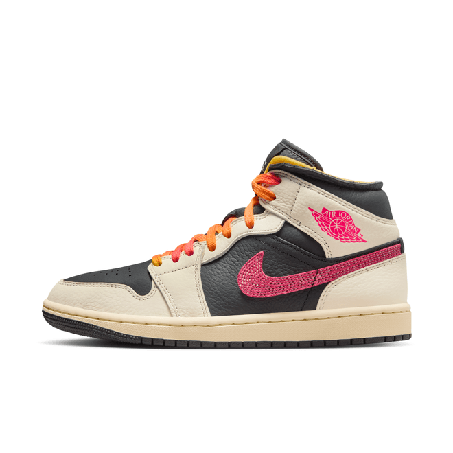 Air Jordan 1 Mid SE Edge IB7007-107