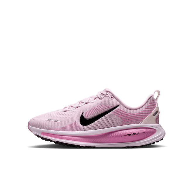 Nike Vomero 18 Older Kids' Road HQ2157-500