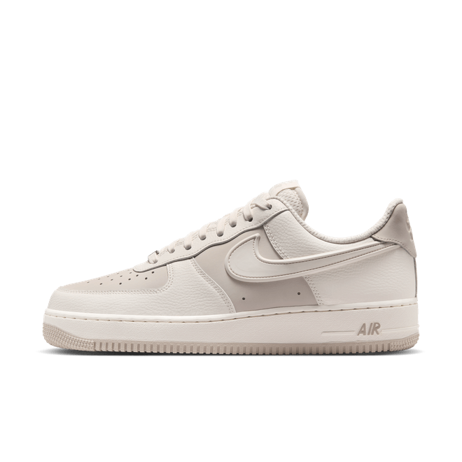 Nike Air Force 1 '07 LV8 IR1475-133