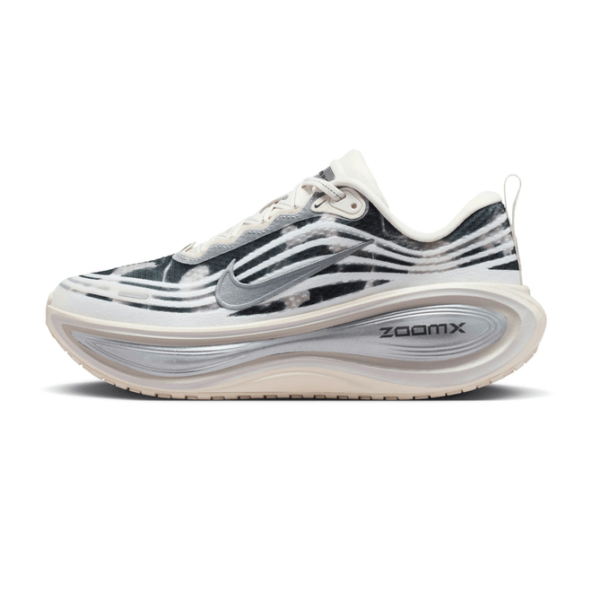 Nike Vomero Plus IH2091-002