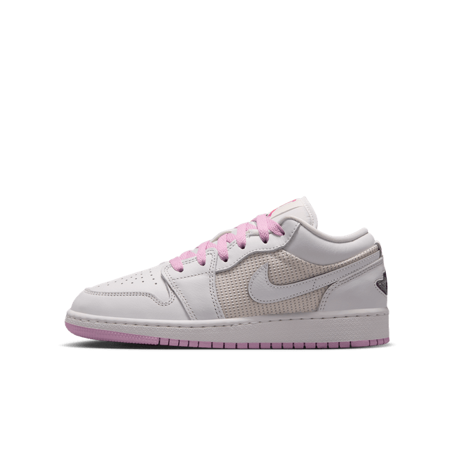 Nike Air Jordan 1 Low SE Older Kids' IV6787-100