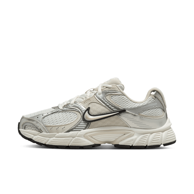 Nike V5 RNR 'Summit White' HQ7901-104