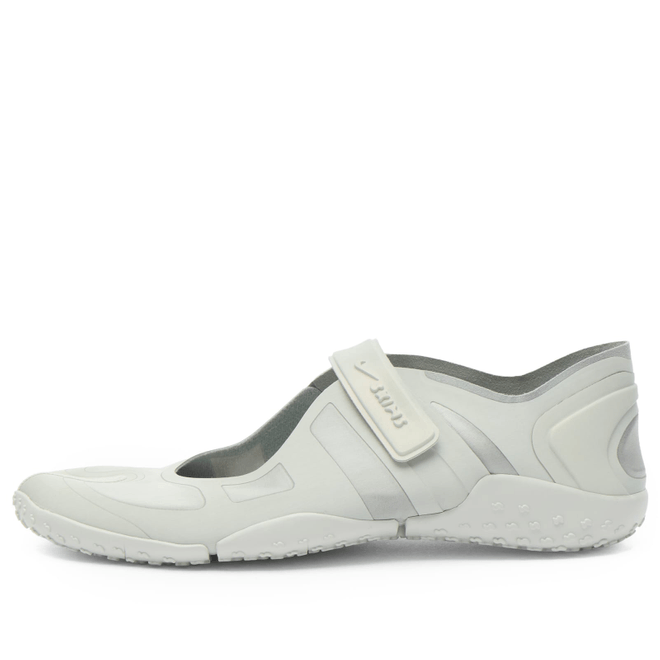 Nike Women's x SKIMS Sat Rift IQ7158-002