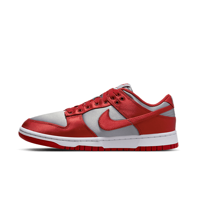 Nike Dunk Low WNNS 'UNLV Satin' DX5931-001