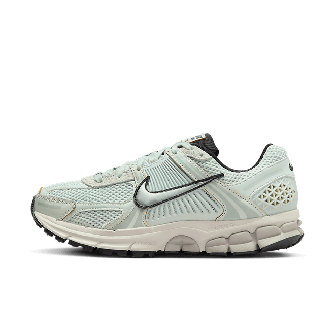 Nike Zoom Vomero 5 WMNS 'Light Silver Chrome' FN6742-001