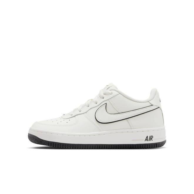 Nike Air Force 1 Older Kids' IQ7584-133
