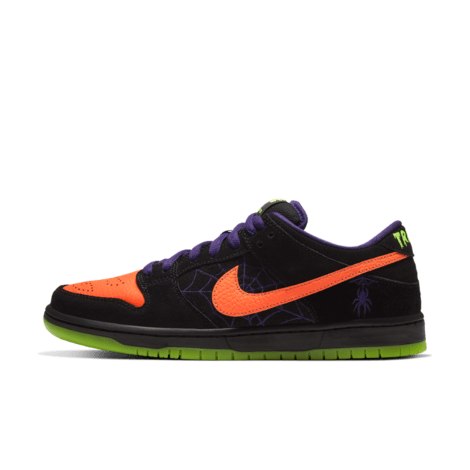 Nike SB Dunk Low 'Night of Mischief' BQ6817-006