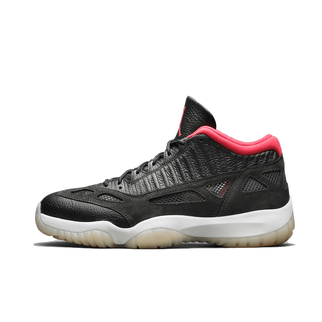 Air Jordan 11 Low IE 'Bred' 919712-023