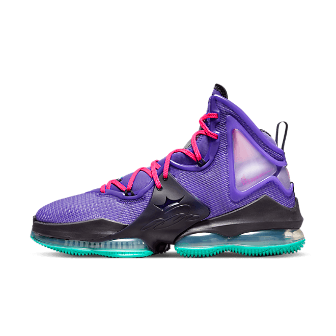 Nike Lebron 19 Dj Bron CZ0203-500