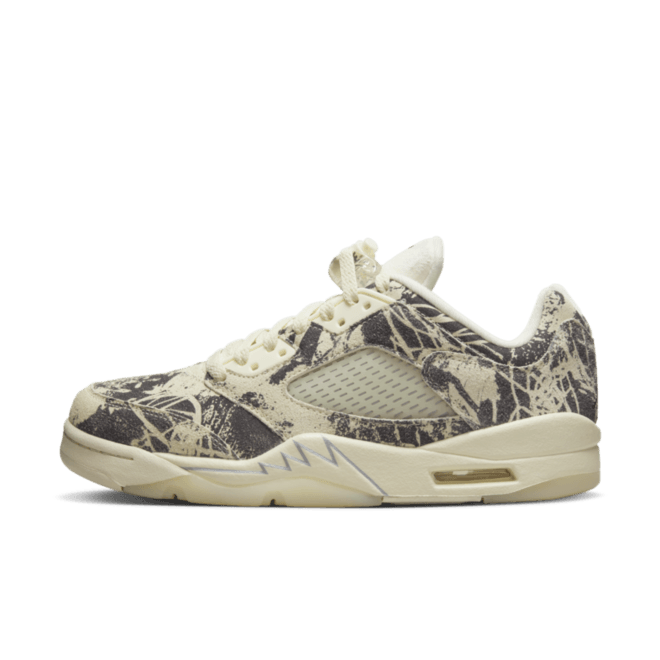 Air Jordan 5 Retro 'Expression' (W) DA8016-100