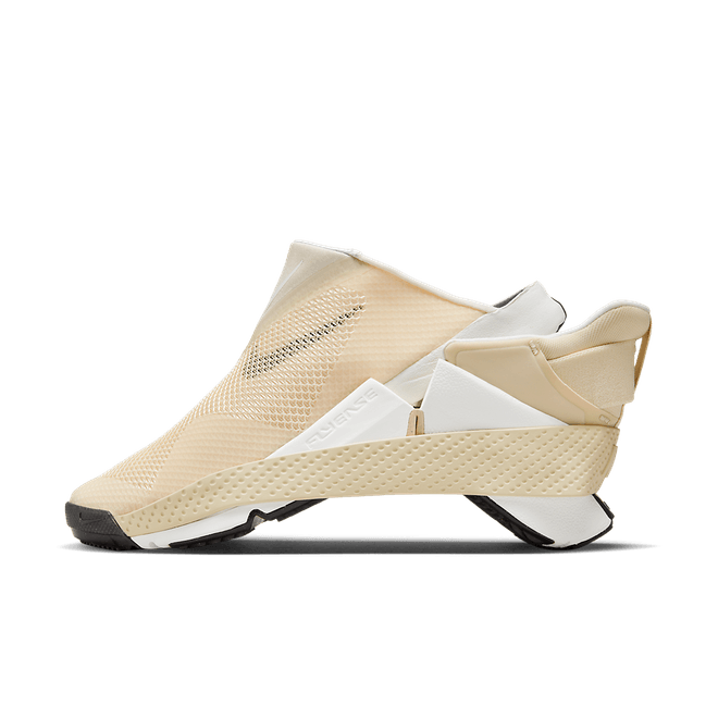 Nike Go FlyEase DR5540-103