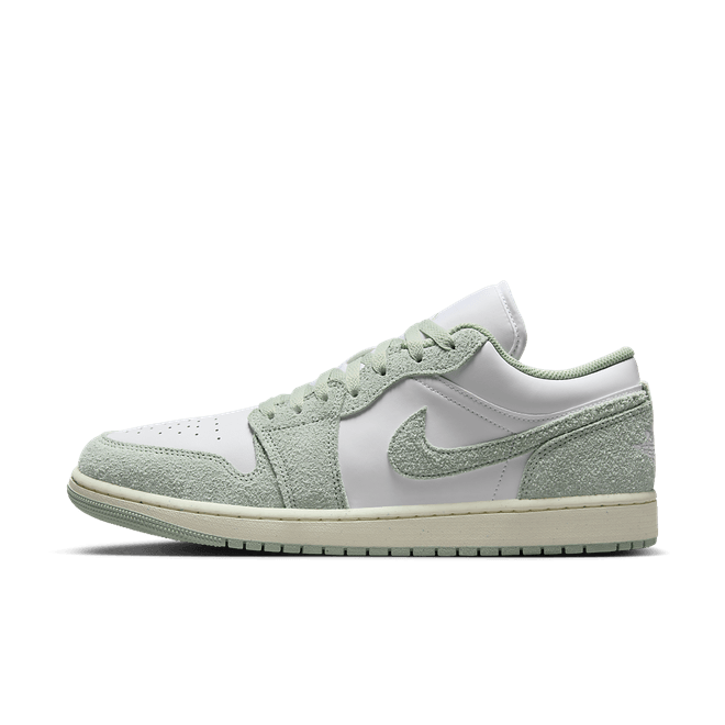 Air Jordan 1 Low SE 'Seafoam' FN5214-131