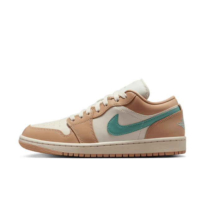 Nike Air Jordan 1 Low DC0774-130