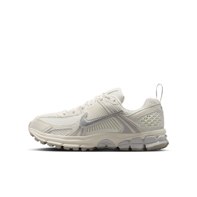 Nike Vomero 5 sail/metallic silver/vast grey HF6998-108