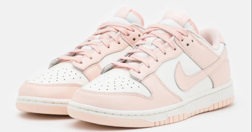 De Nike Dunk Low WMNS 'Orange Pearl' dropt 11 februari
