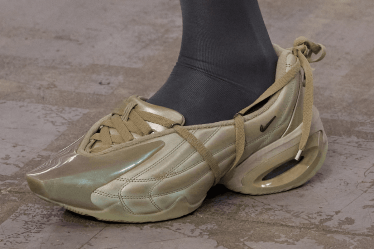 KNWLS wint misschien wel de sneaker-loafer trend met hun Nike Air Max Muse design