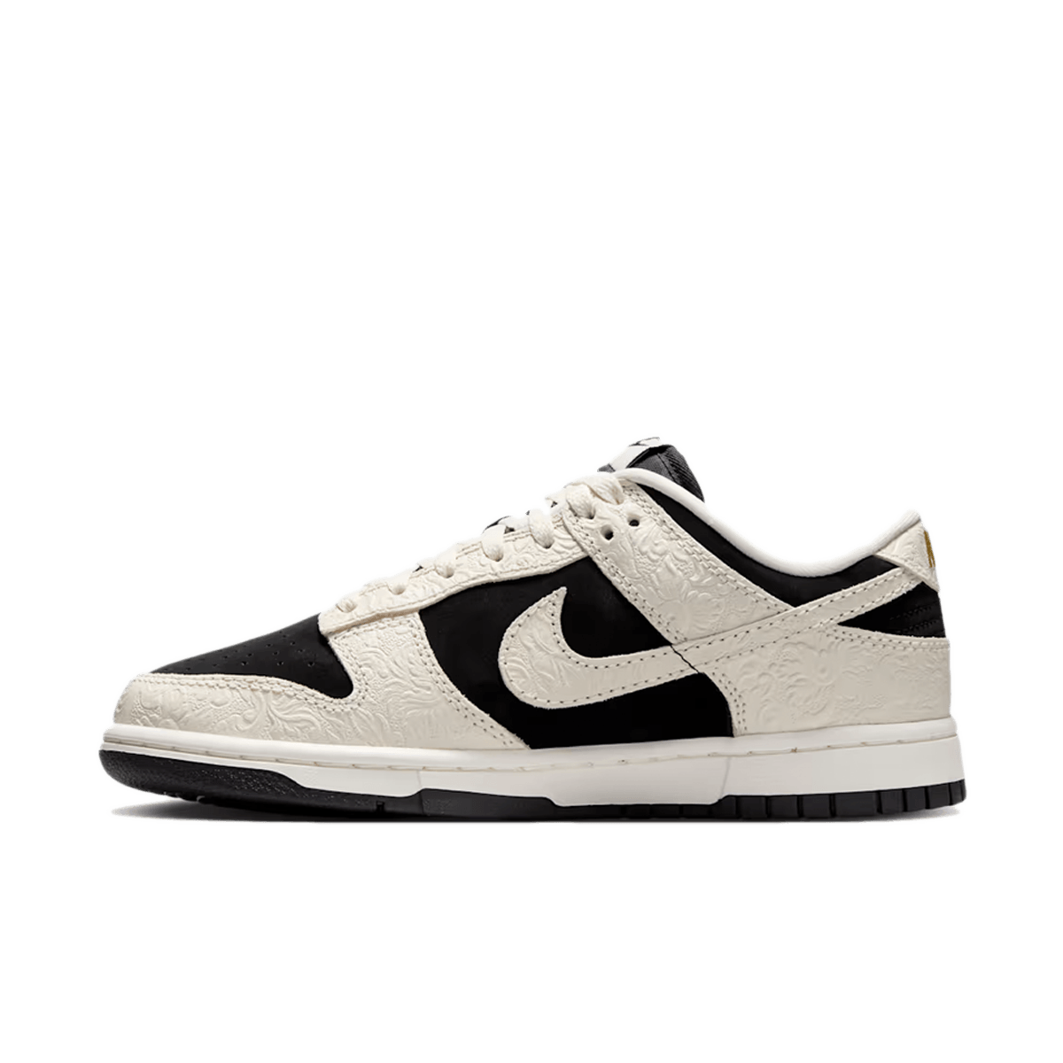 Nike Dunk Low WMNS 'Embossed Black & Sail' IF3944-001