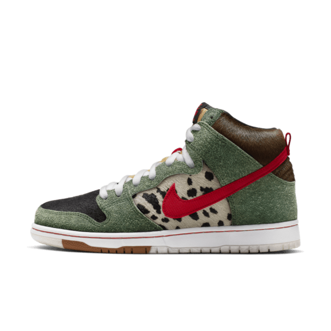 Nike SB Dunk High 'Walk The Dog' BQ6827-300
