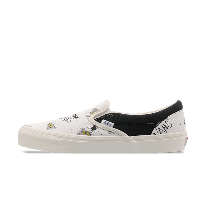 Ralph Steadman X Vans Slip-On 'Bee' VN0A45JKVQL