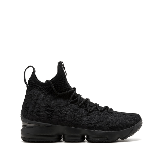 Nike Lebron 15 Perf AJ3936-001