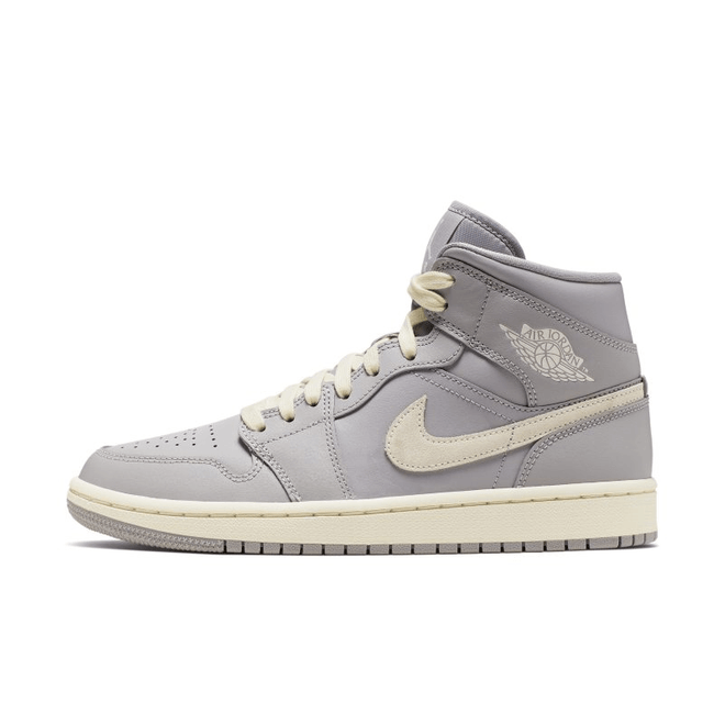 Air Jordan 1 Mid CD7240-002