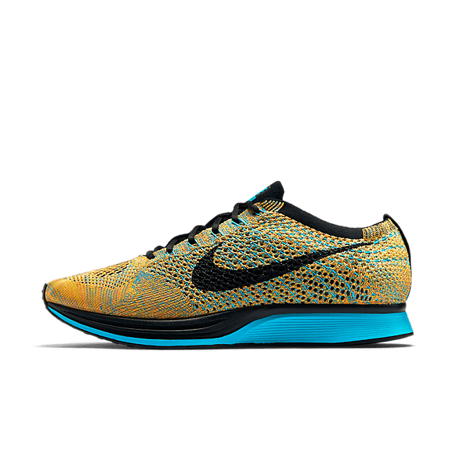 Nike flyknit racer 526628-800