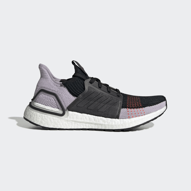 adidas UltraBOOST 19 w Core Black/ Soft Vision/ Solar Red G27489