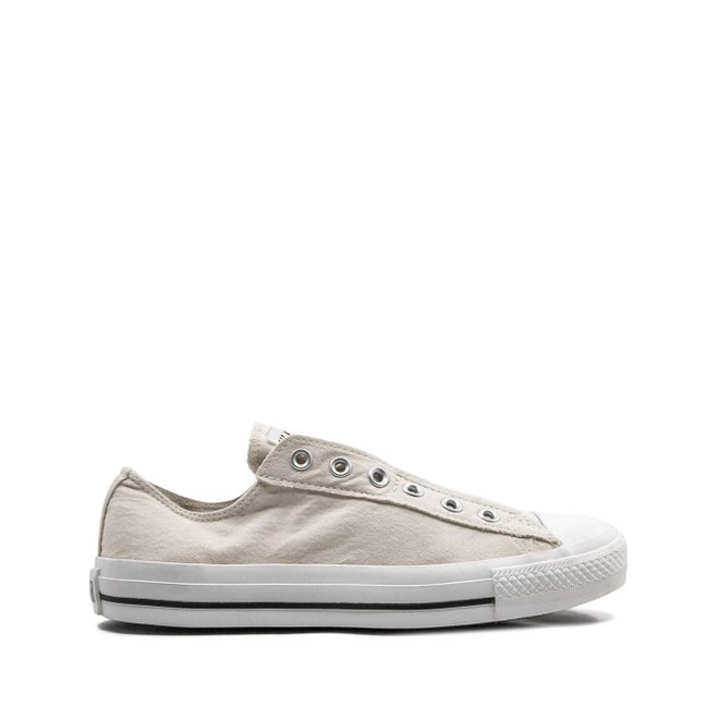 Converse low-top 1T158