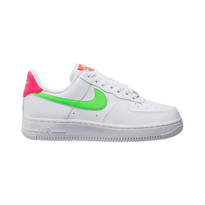 Nikes "Nike Air Force 1 07" CT4328-100