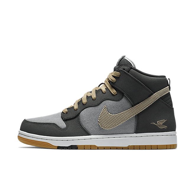 Nike Dunk CMFT Swoosh Sporting Club 705433-003