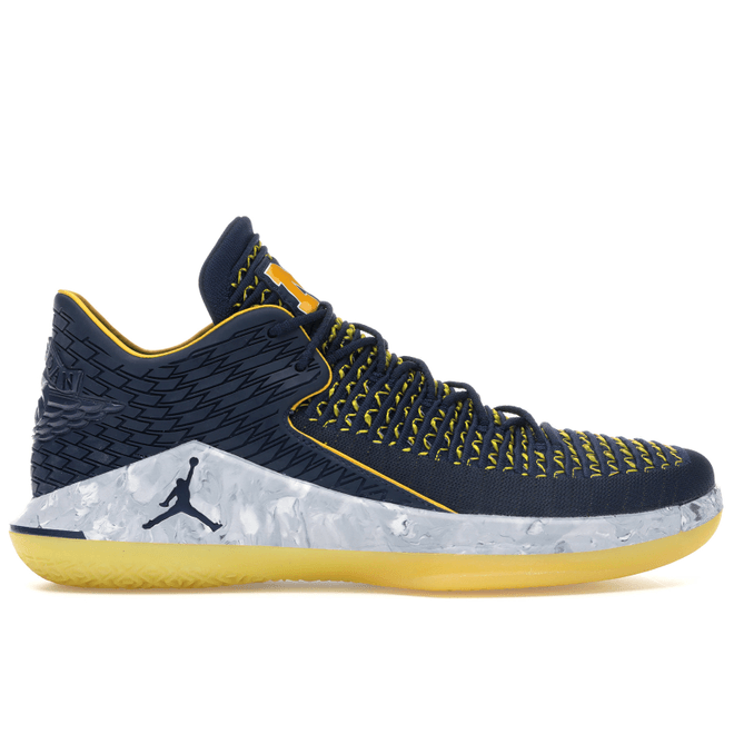 Jordan XXXII Low Michigan AA1256-405