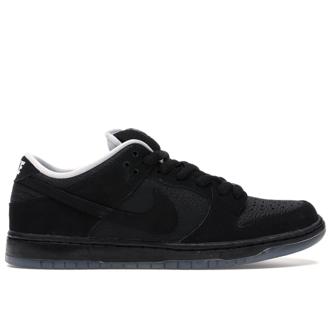 Nike Dunk SB Low Atlas 35MM Black (Special Box W/ Accessories) 504750-086