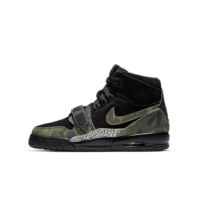 Jordan Legacy 312 Black Camo Green (GS) AT4040-003