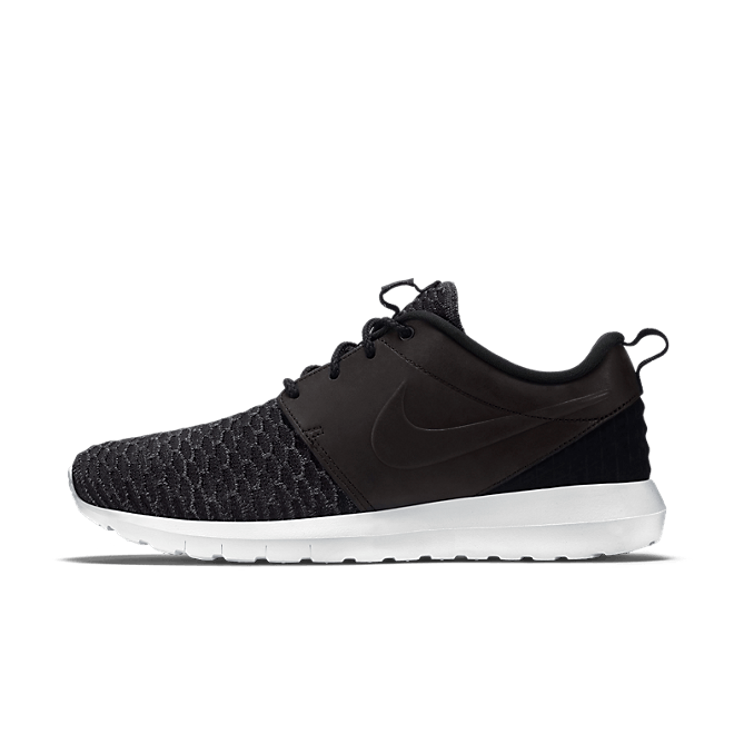 Nike Roshe Run Flyknit PRM Black White 746825-001