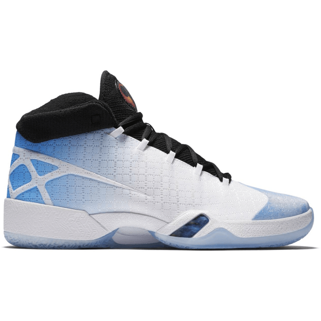 Jordan XXX UNC 811006-107