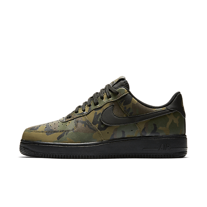 Nike Air Force 1 Low Reflective Woodland Camo 718152-203