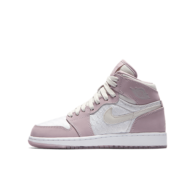 Jordan 1 Retro Heiress Plum Fog (GS) 832596-025