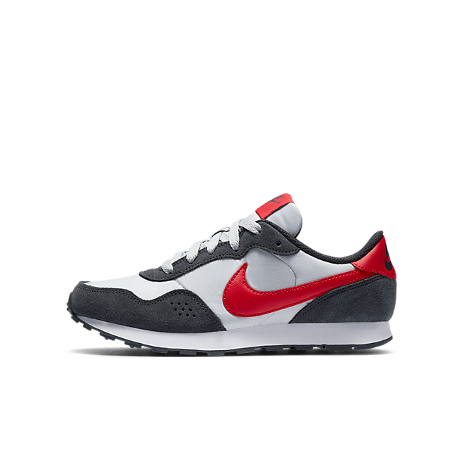 Nike MD Valiant CN8558-003